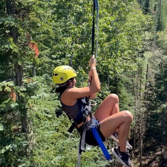 Zip lining in Hawaii🌸