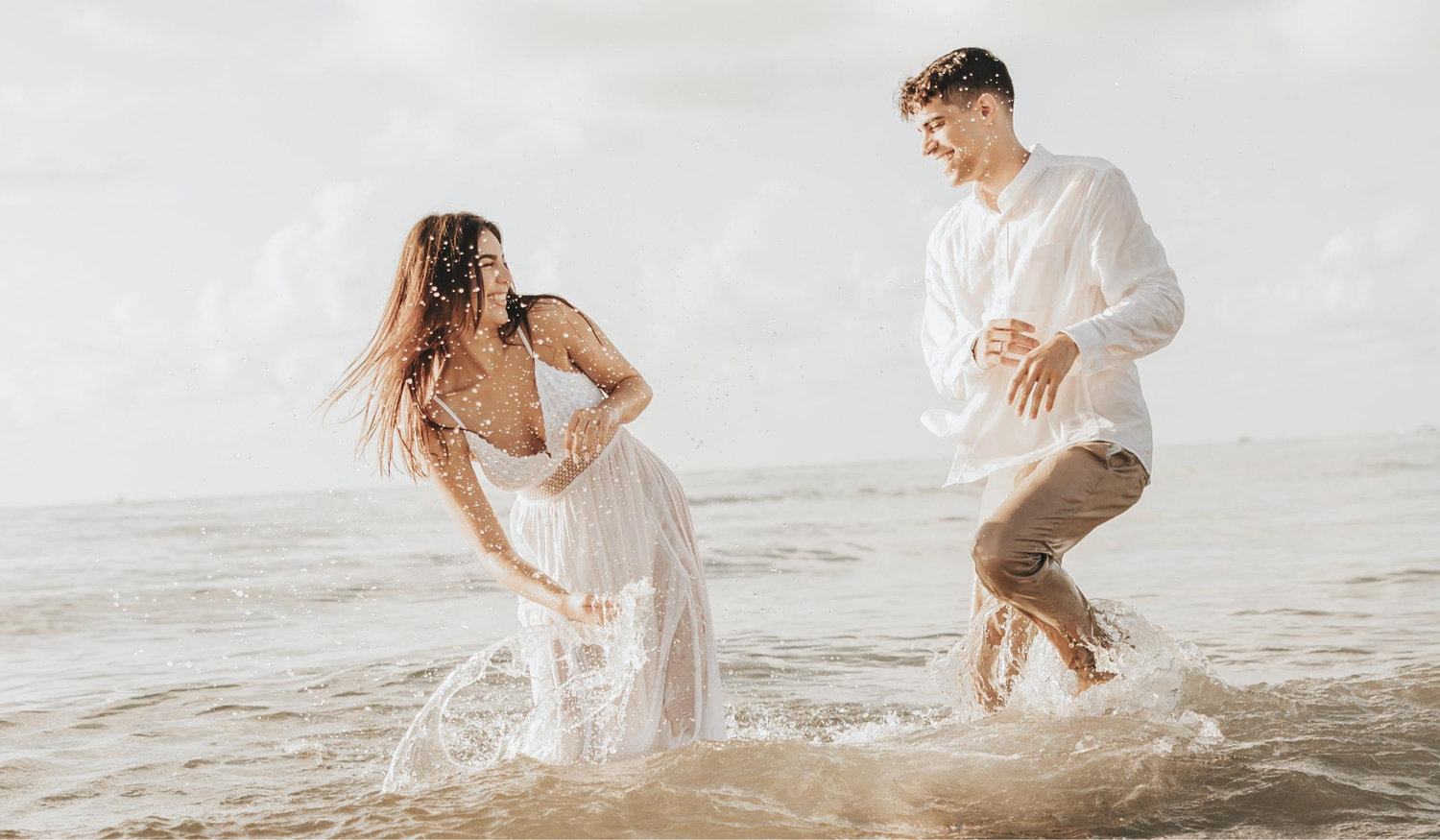 The Wedding Website of Giovanna Castaldi and Gianlucca Grangeiro