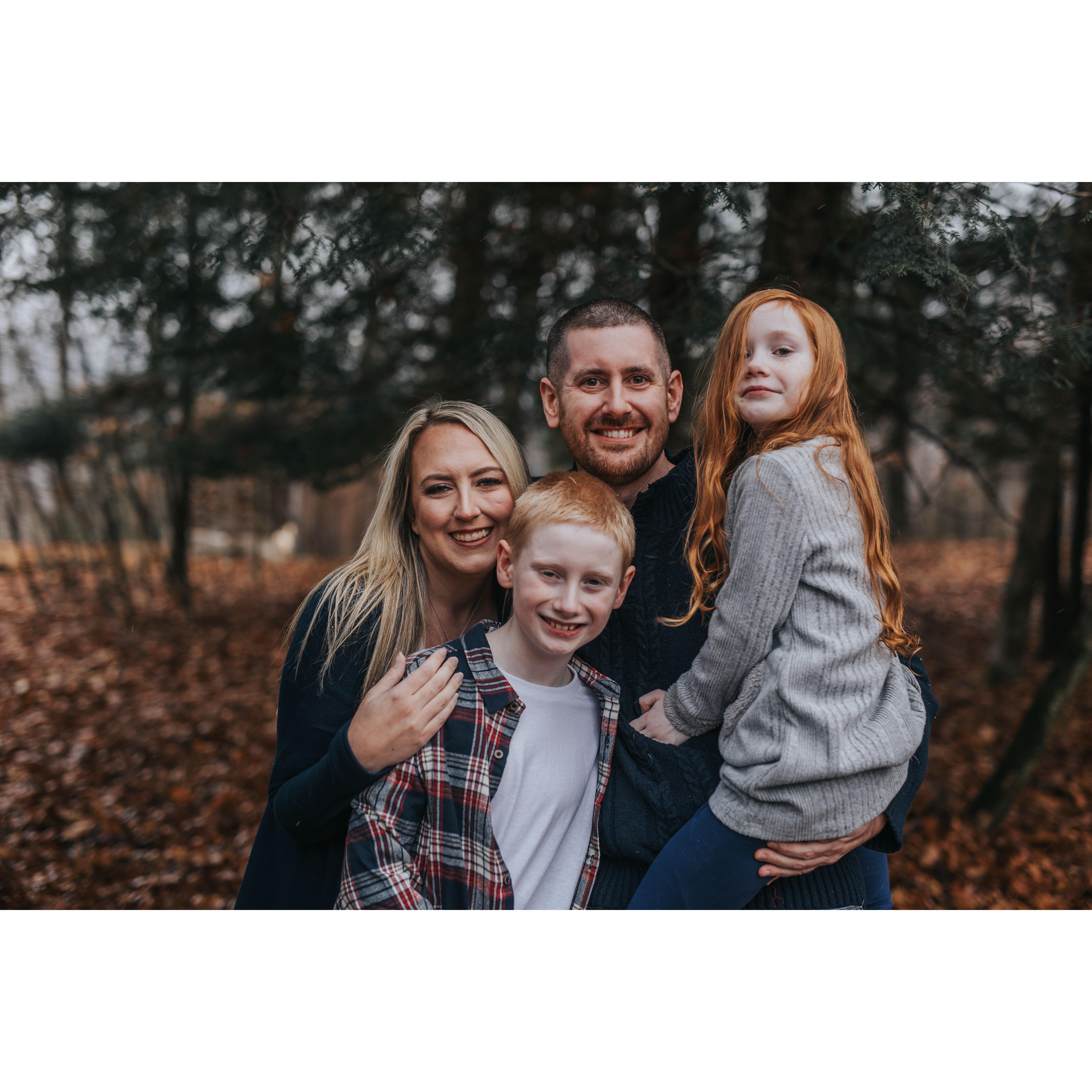 First family photos with the kids (December 2023)