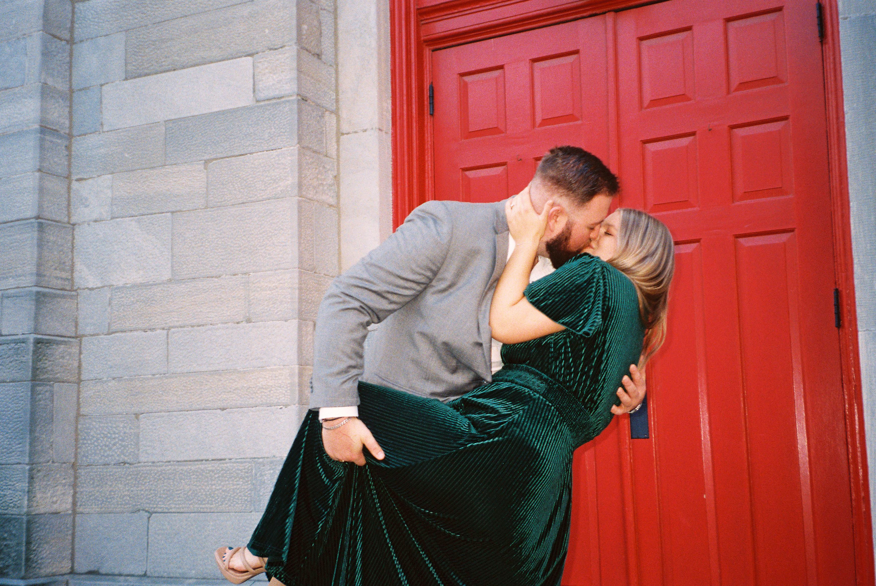 The Wedding Website of Hanna Anderson and Matthew Troxell