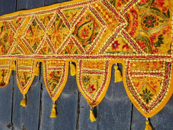 Door hanging decor