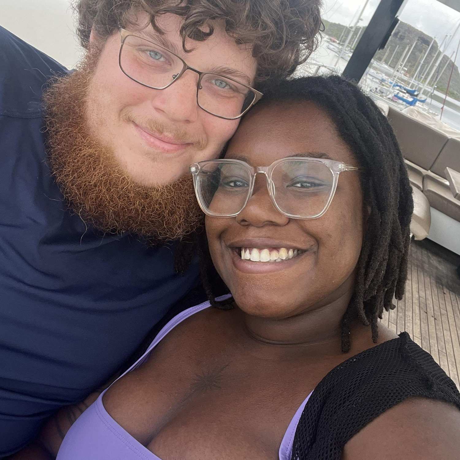 On the way to Klein Curaçao! Whatever you do, stay away from Blue Finn Charters. We highly recommend All Boat Charters!