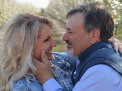 The Wedding Website of Lisa Johnson and Richard Machado Jr.