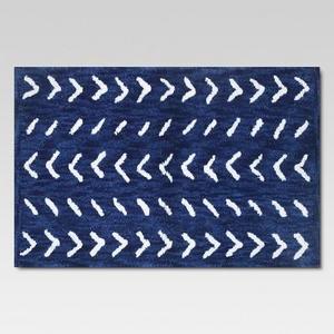 Lagoon Chevron Bath Rug (20"x34") Blue/White - Threshold™