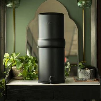 BOROUX legacy.™ compact Water Filter System (black)