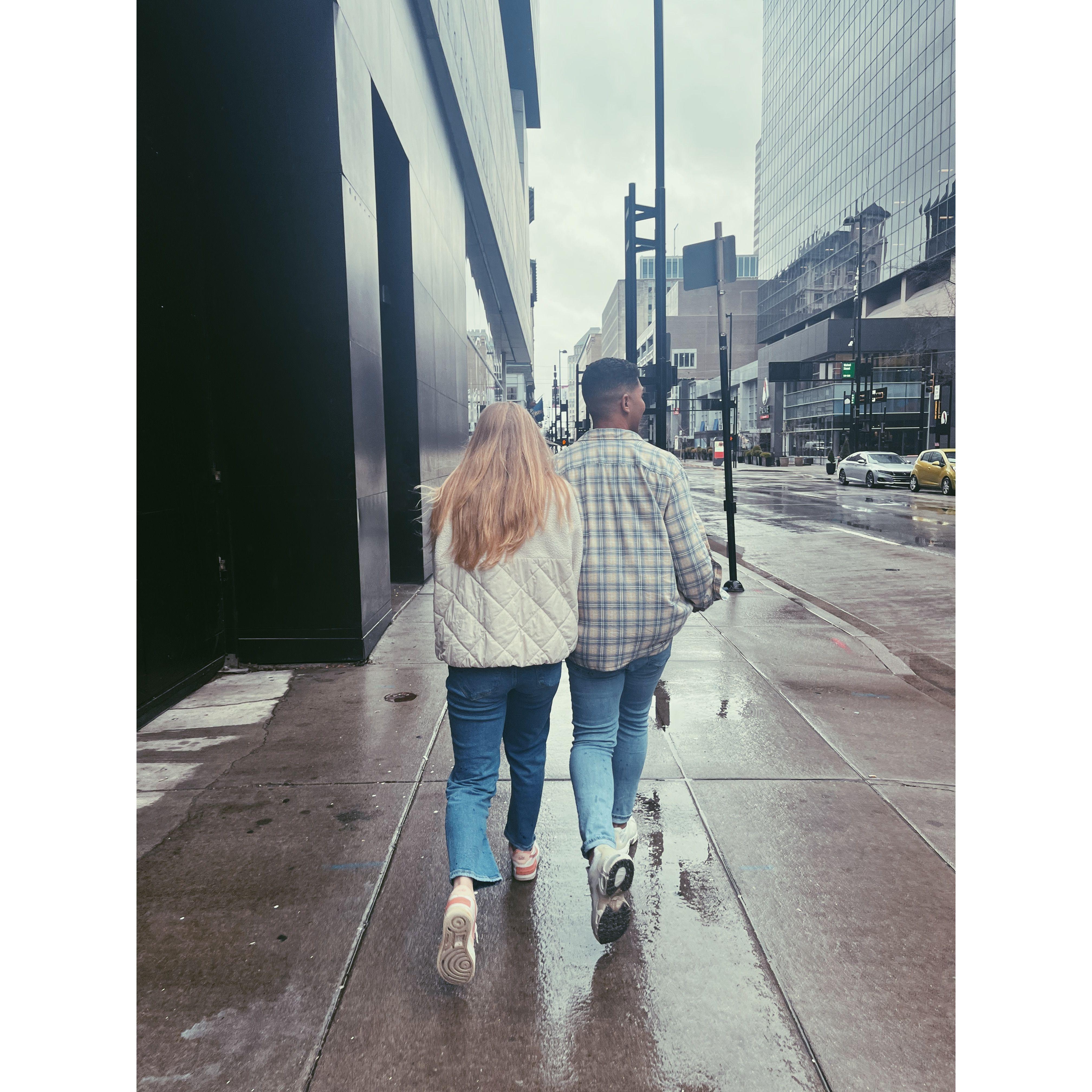 Amy makes her visit to Cincy while dating! Skye was ecstatic about showing her his city!