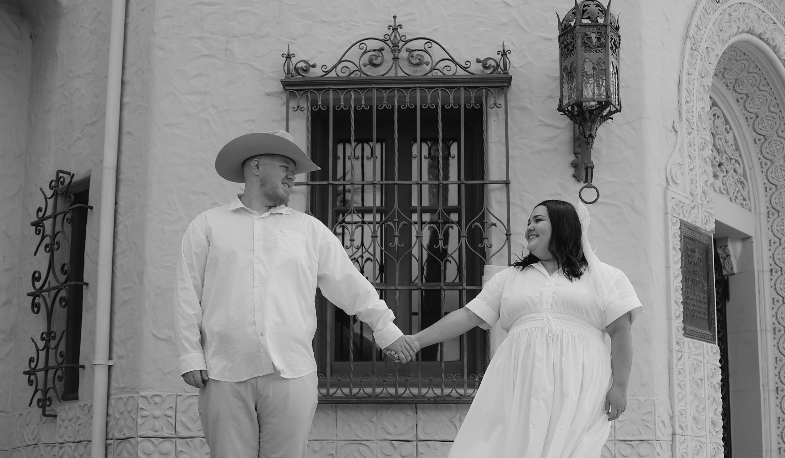 The Wedding Website of Isabella Estrella and Cody Dunn