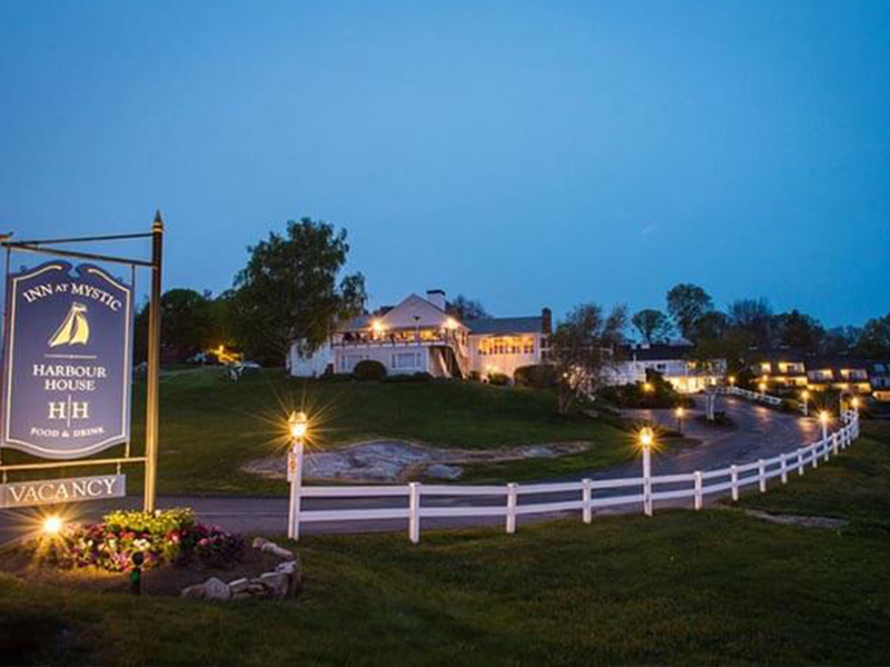 The Wedding Website of Jeremy Hartman and Isabelle Jones