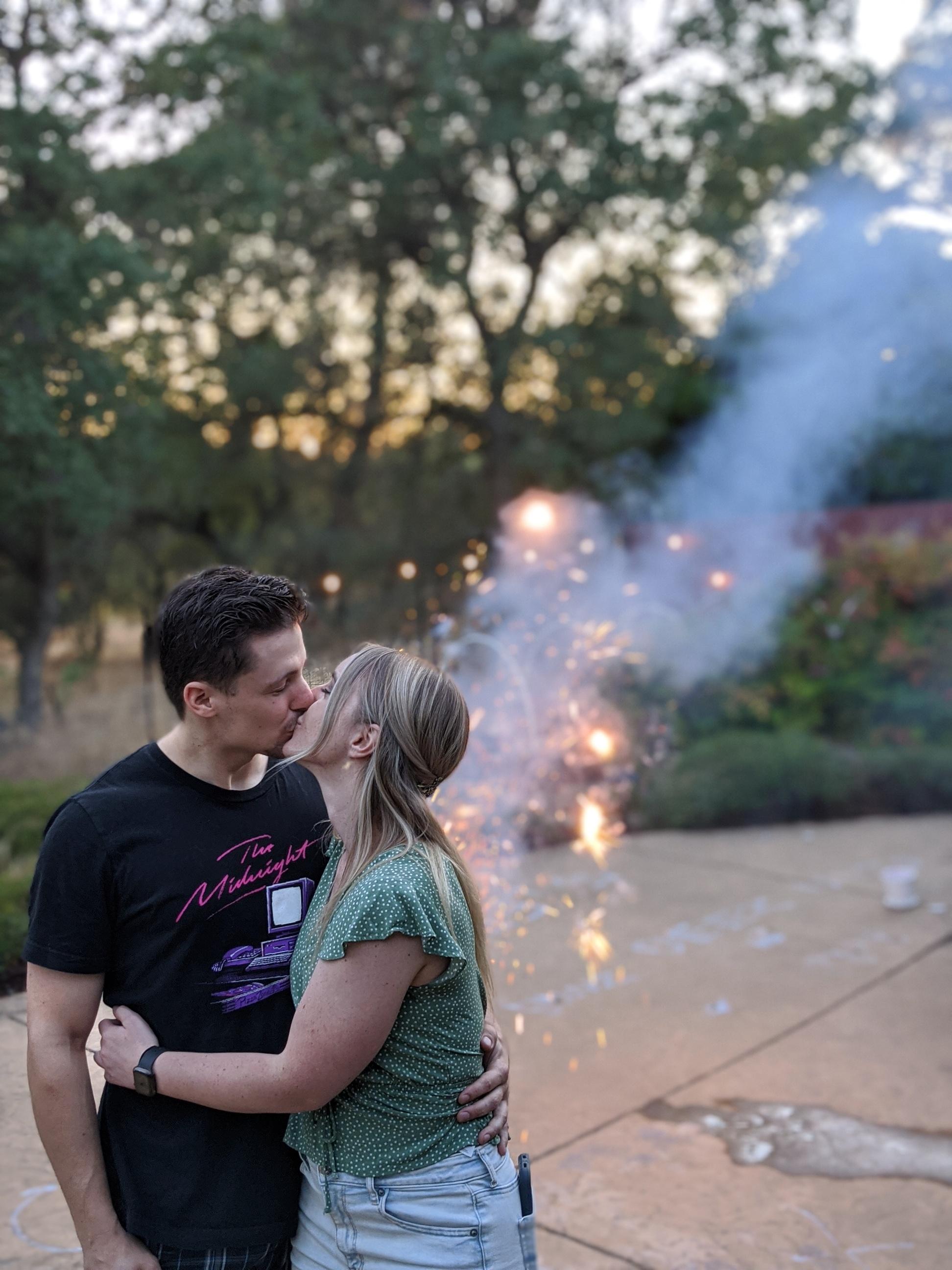 The Wedding Website of Lonnae Hohman and Justin Dossey