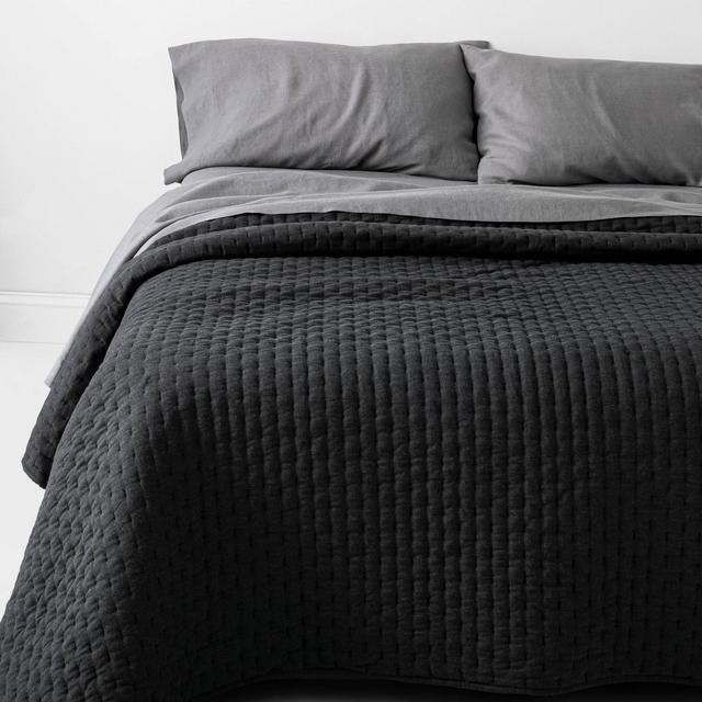 Full/Queen Cashmere Blend Quilt Washed Black - Casaluna™