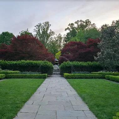 Welcome to the Yew Garden — the peaceful, intimate space where we’ll say “I do.”