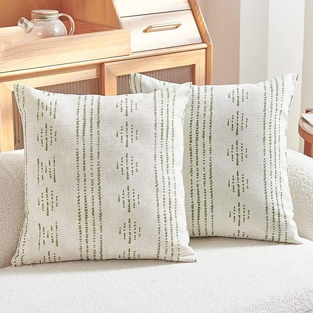 Obruosci Luxury Set of 6 Throw Pillow Inserts 18 x 18