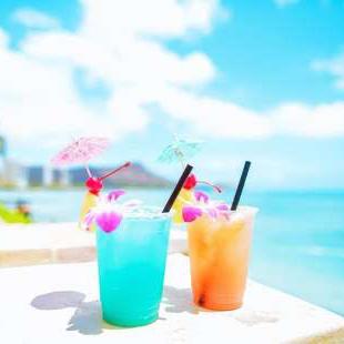 Mai Tais on the beach in Waikiki