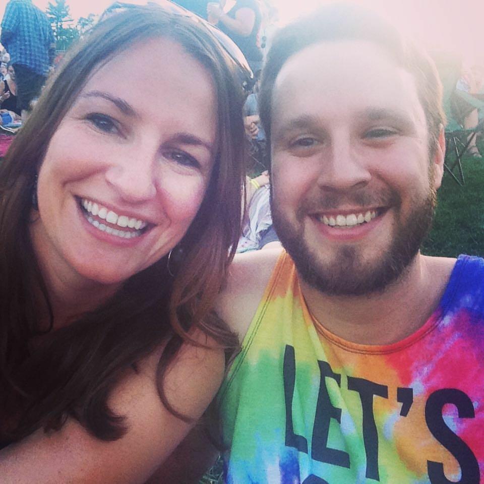 We love live music!