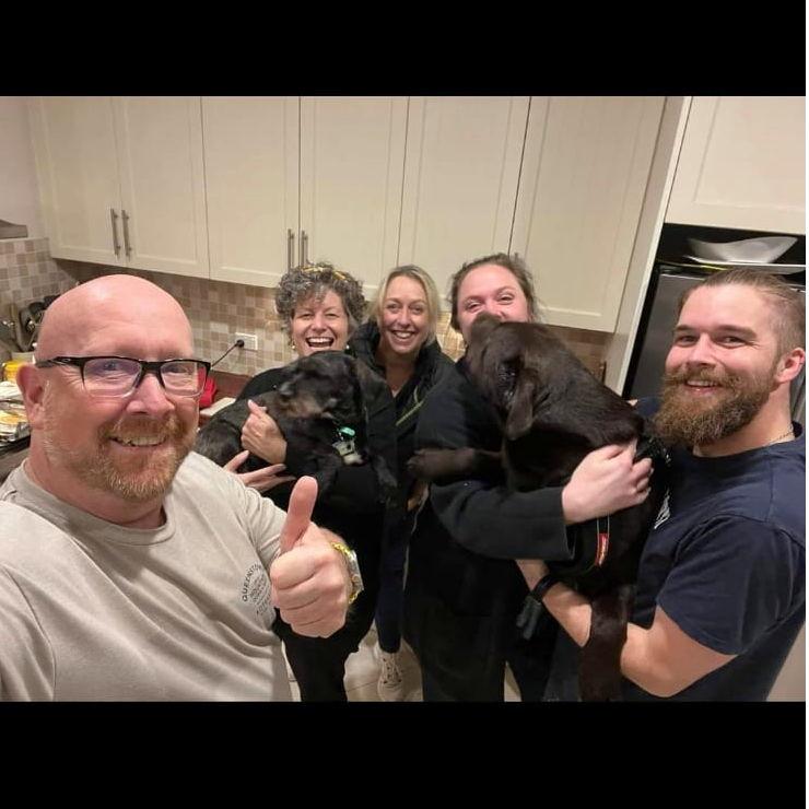 Group photo with the hounds, 2023
