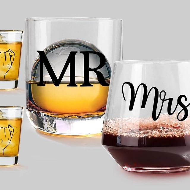 comfit 4Pcs Wedding Gifts for Couples【Mr and Mrs Wine Glasses】 Wedding Gifts for Couples-Mr and Mrs Gifts【For bride and groom】 Couple Wine Glasses