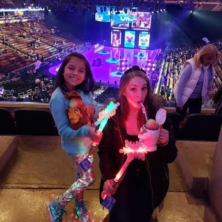 Ellie and Monica at Disney on Ice 2020