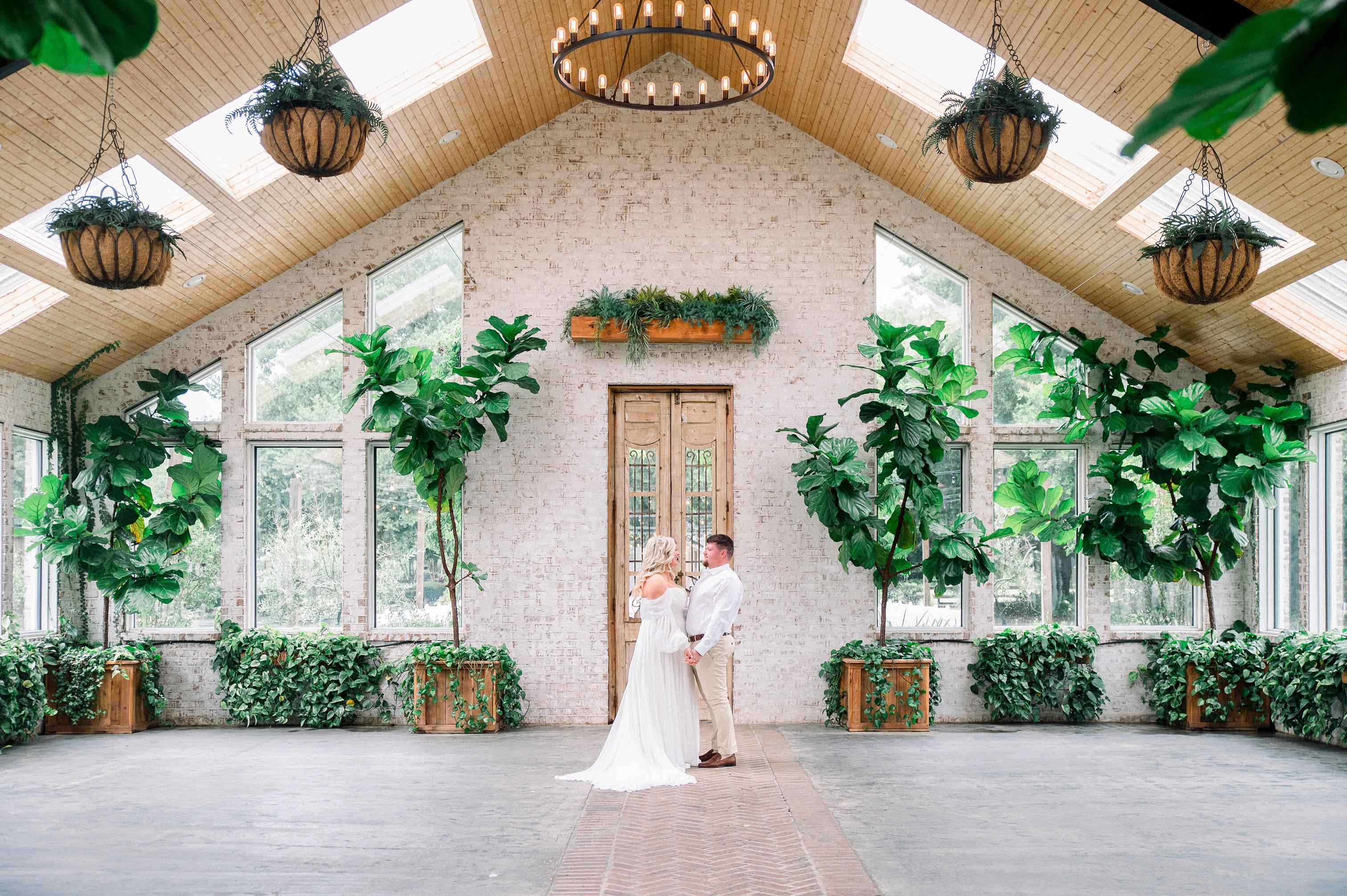 The Wedding Website of Ariana Hagstrom and Trey Revere