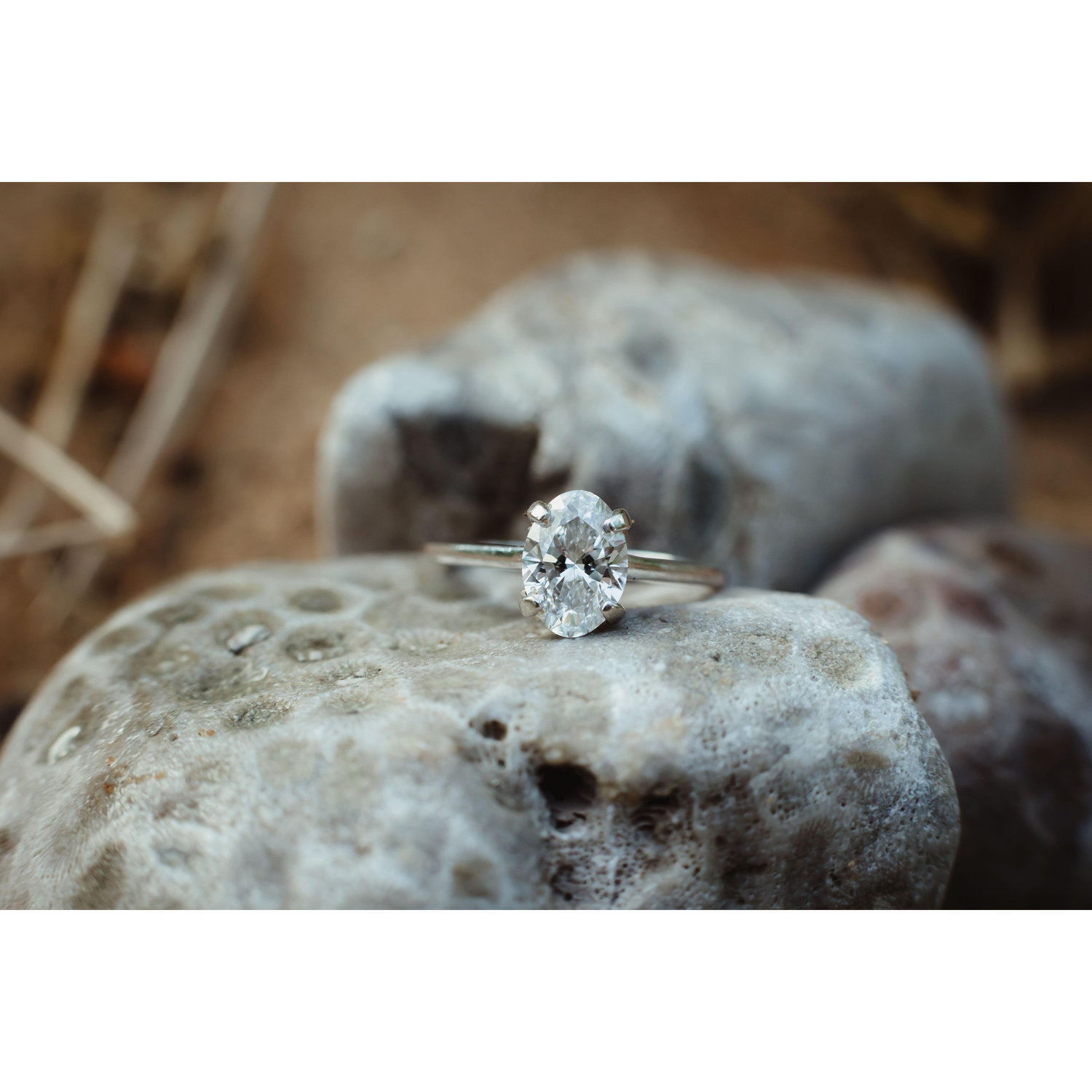 Engagement pictures by Lynzee Harrison Photography