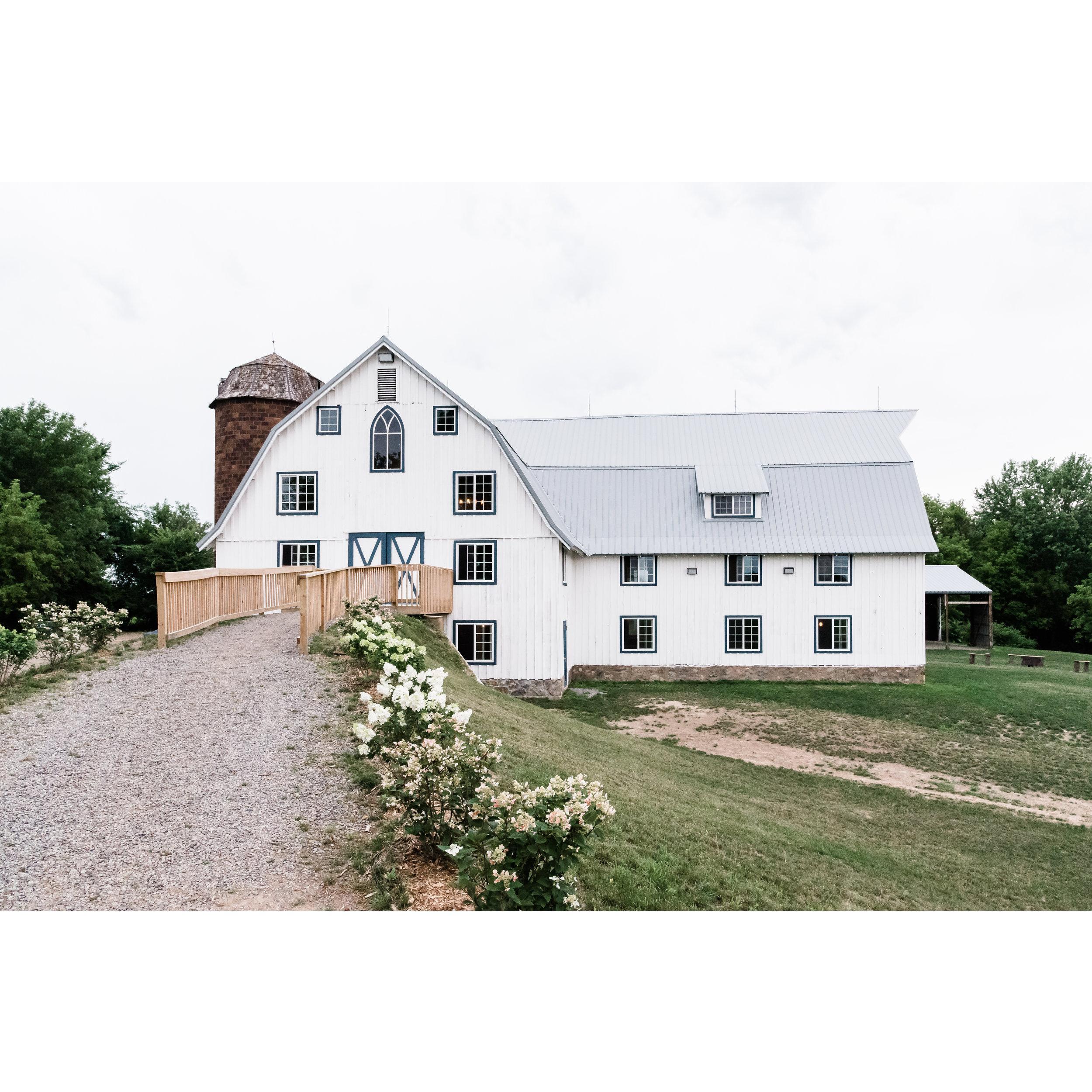 Our Beautiful Venue, Bloom Lake Barn