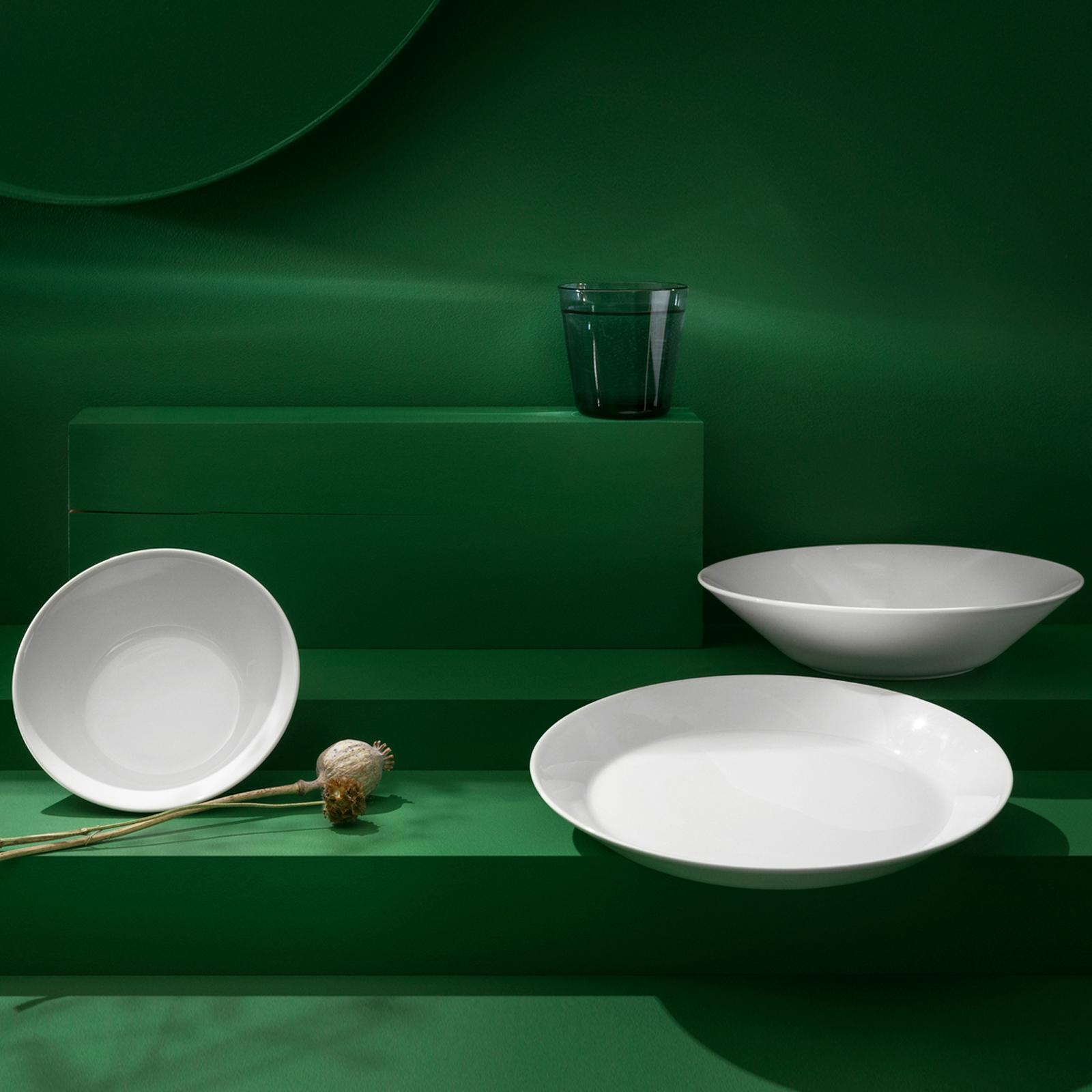 Plato De Porcelana | Foto Premium