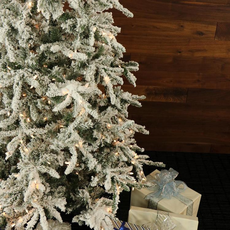 Fraser Hill Farm, Pre-Lit Mountain Pine Snow Flocked Christmas