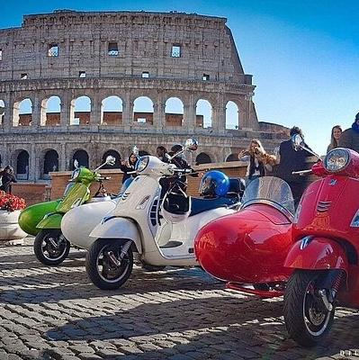Venmo: Vespa in Rome