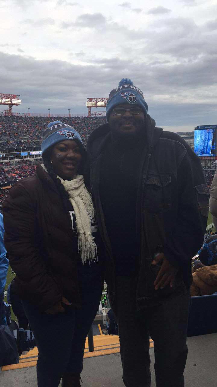 Titans vs Broncos NFL game 2017