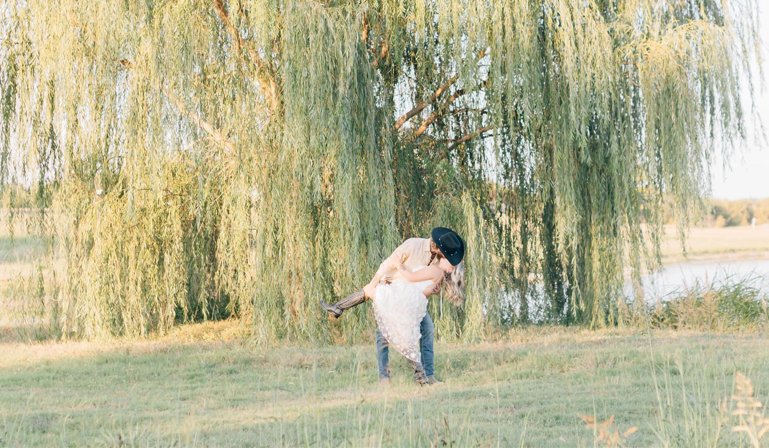 The Wedding Website of Taylor Rhetts and Blake Curry