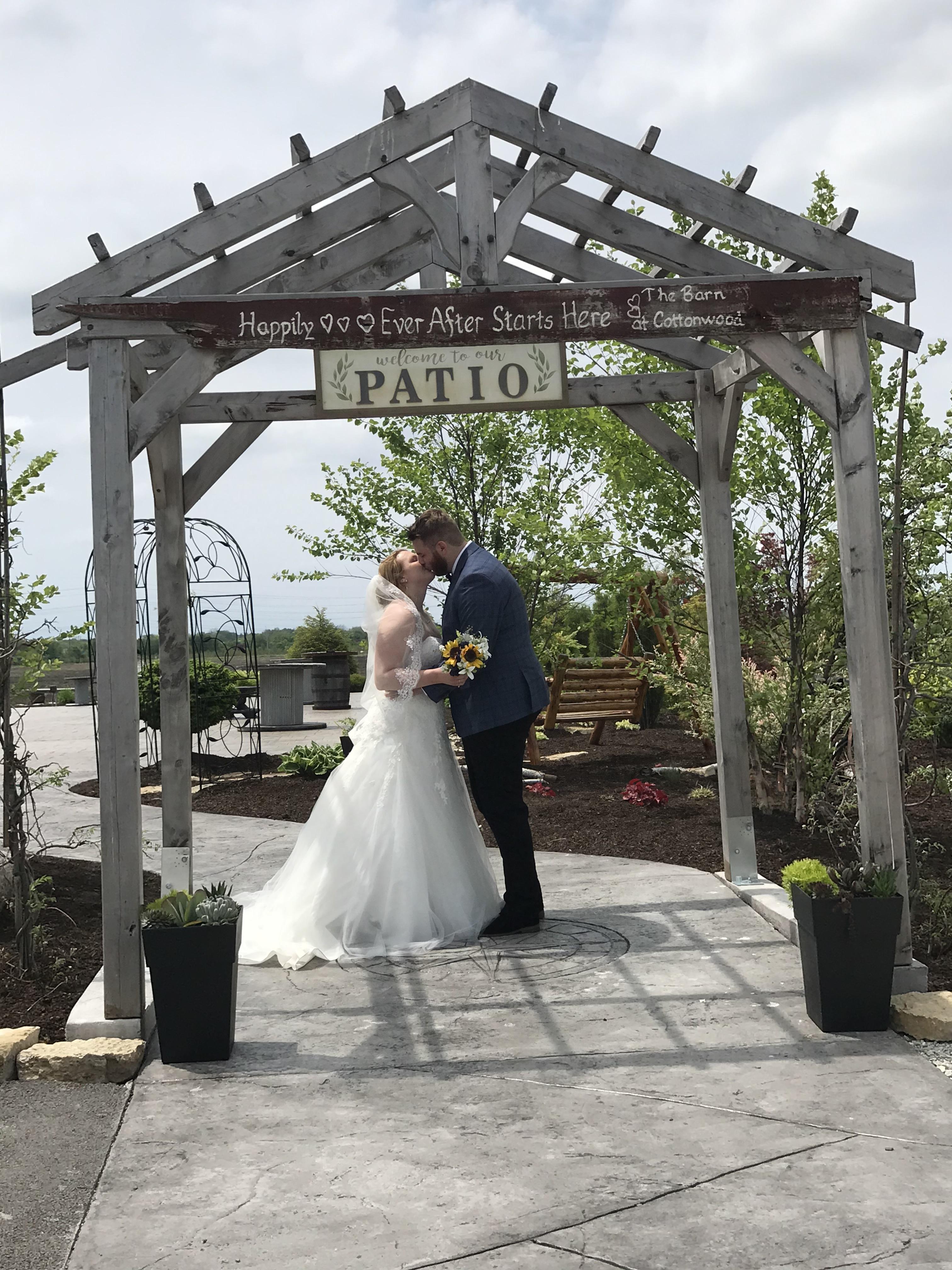 The Wedding Website of Morgan Murphy (Luckey) and Trevor Murphy