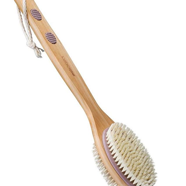 MainBasics Dual-Sided Long Handle Bath Shower Brush Back Scrubber Body Exfoliator