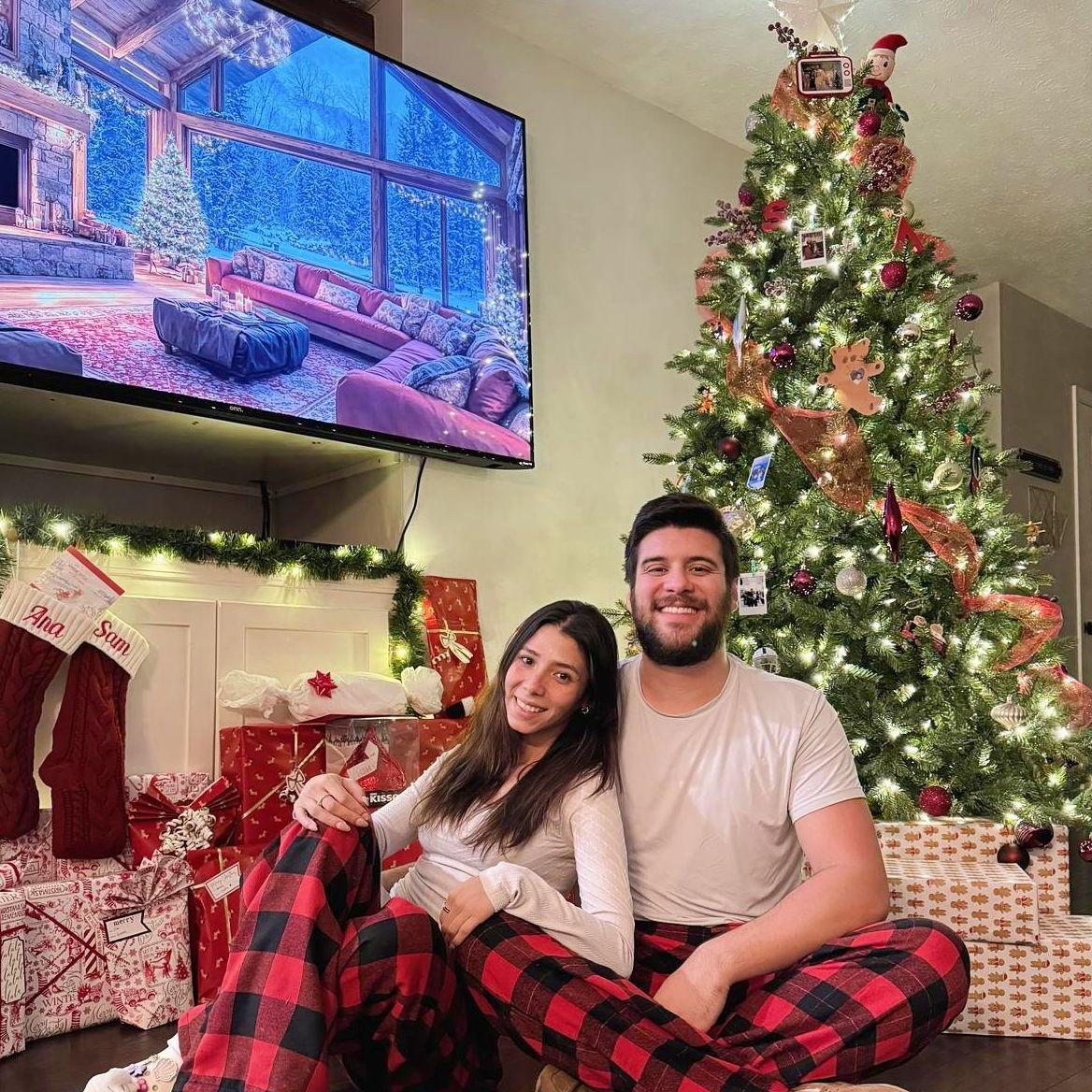 First Christmas at our home! Primera Navidad en nuestra casa!