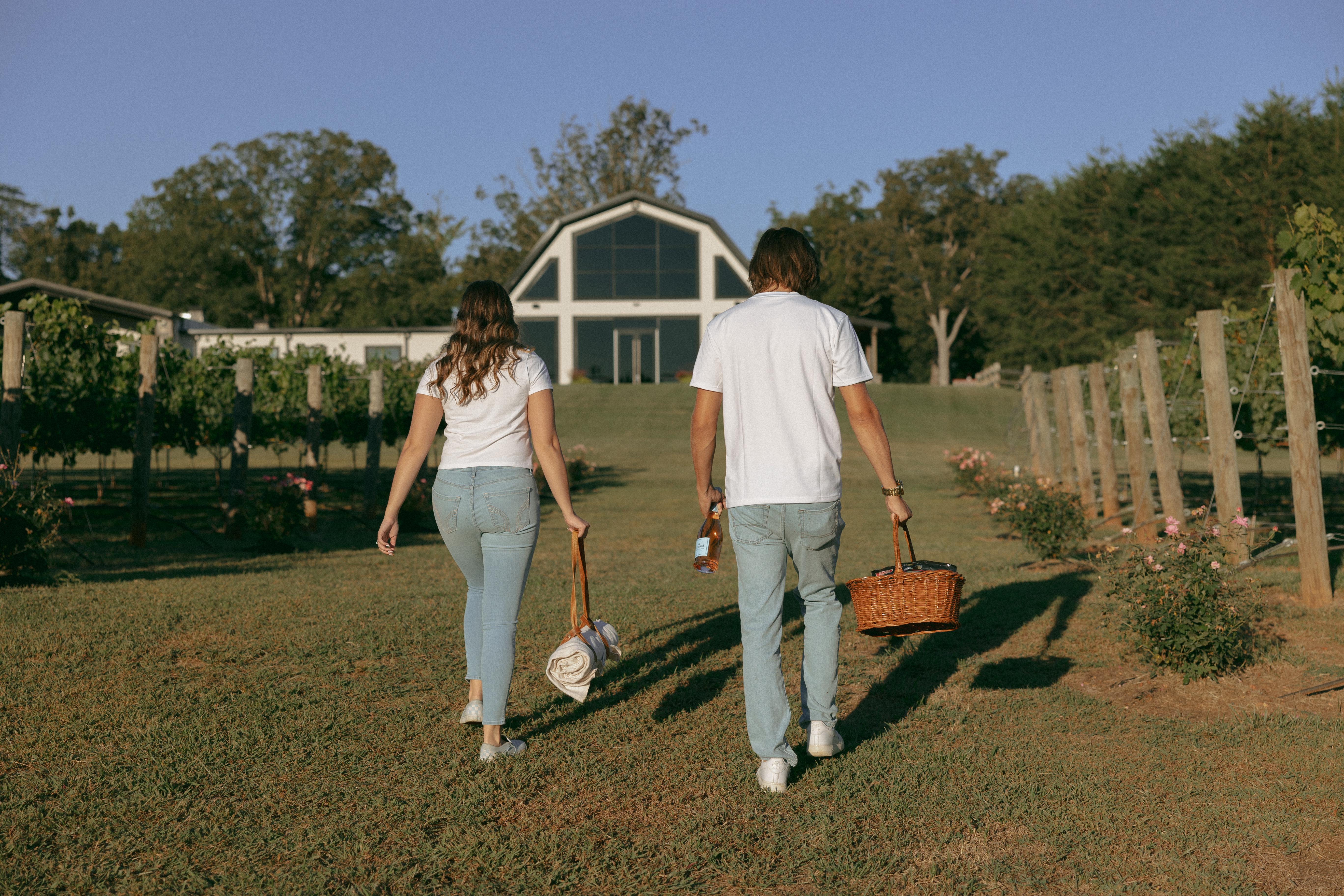 The Wedding Website of Mya Tracy and Brodee Creeks