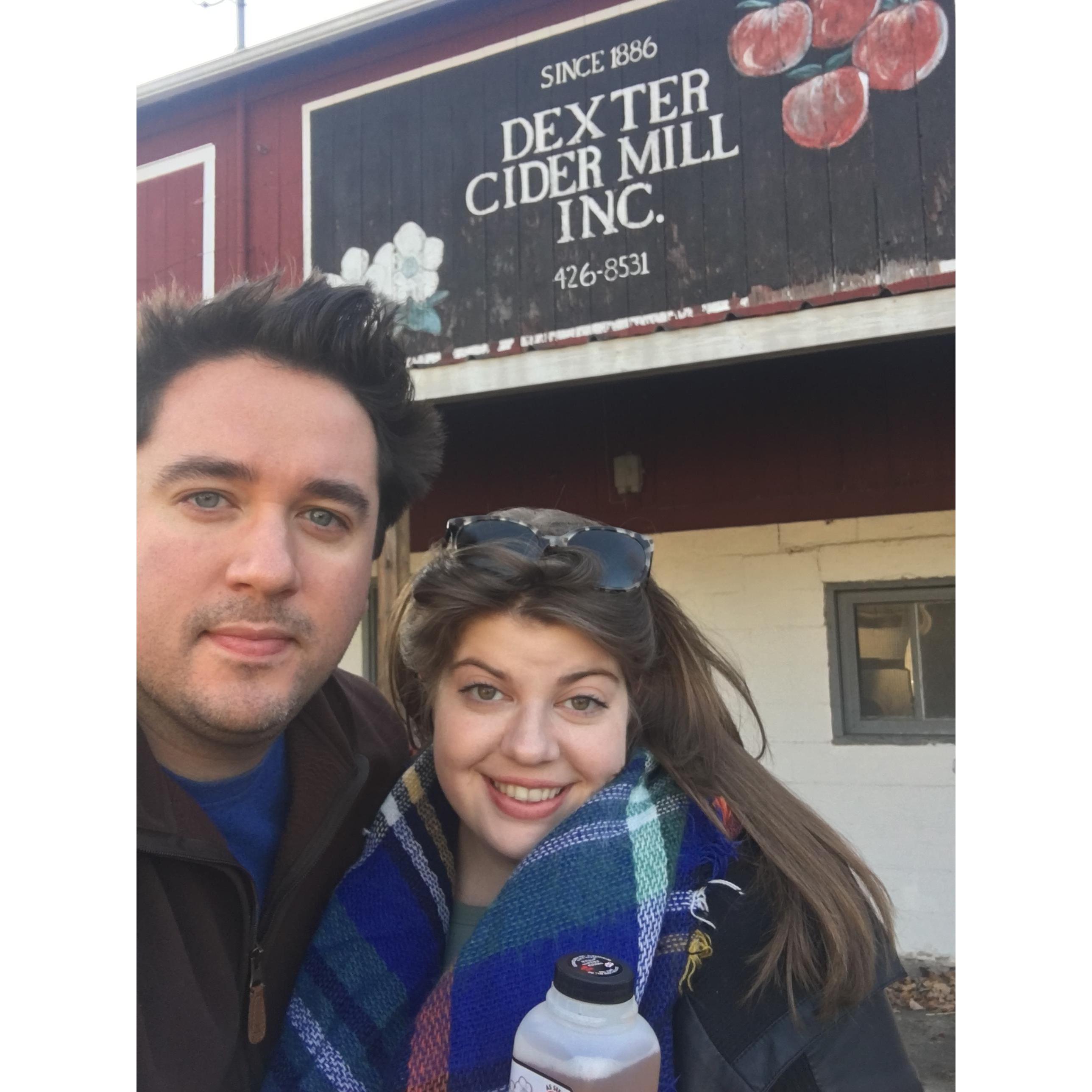 Dexter Michigan local cider & apples