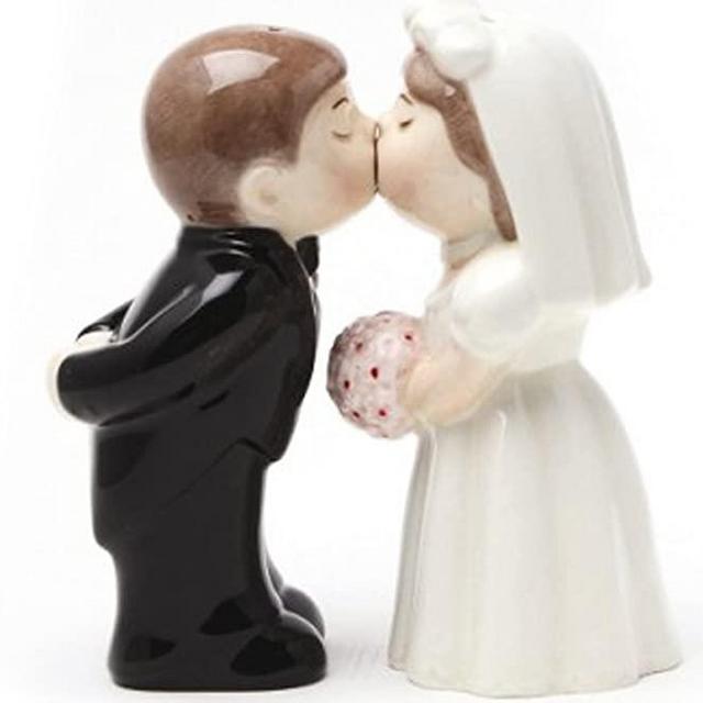 Bride Groom Kissing Magnetic Salt & Pepper Set