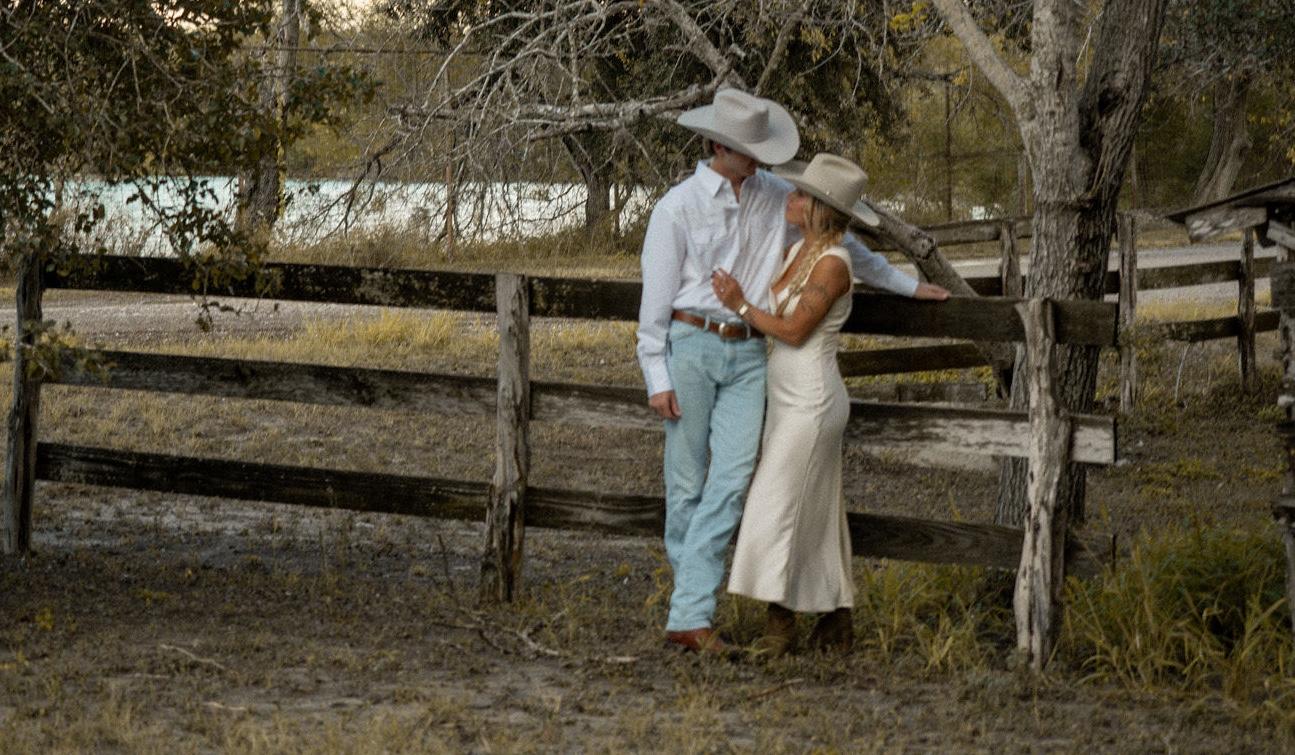 The Wedding Website of Baileigh Wright and Landon Hensley