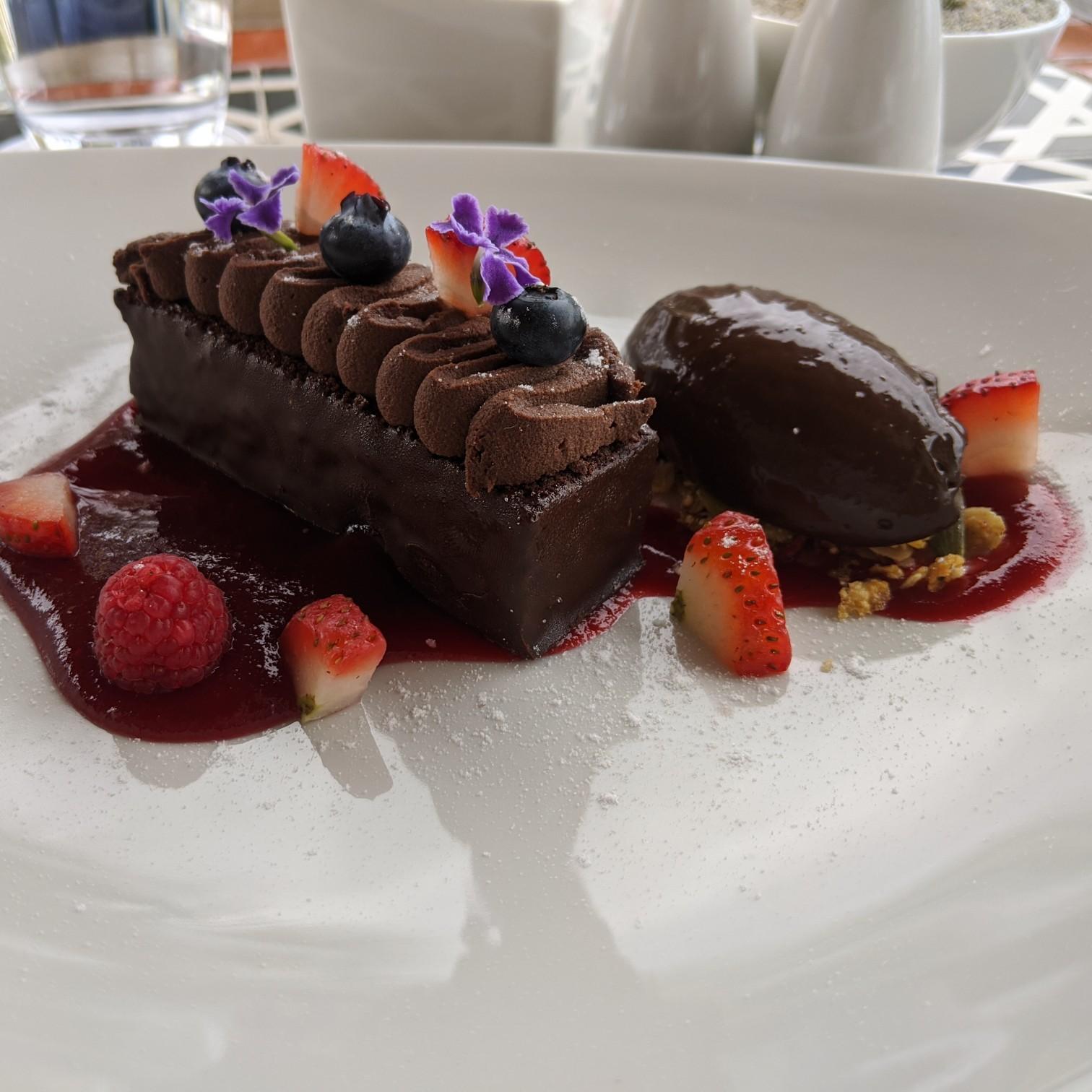 Gluten Free (YES!) Chocolate cake at Mar del Cabo