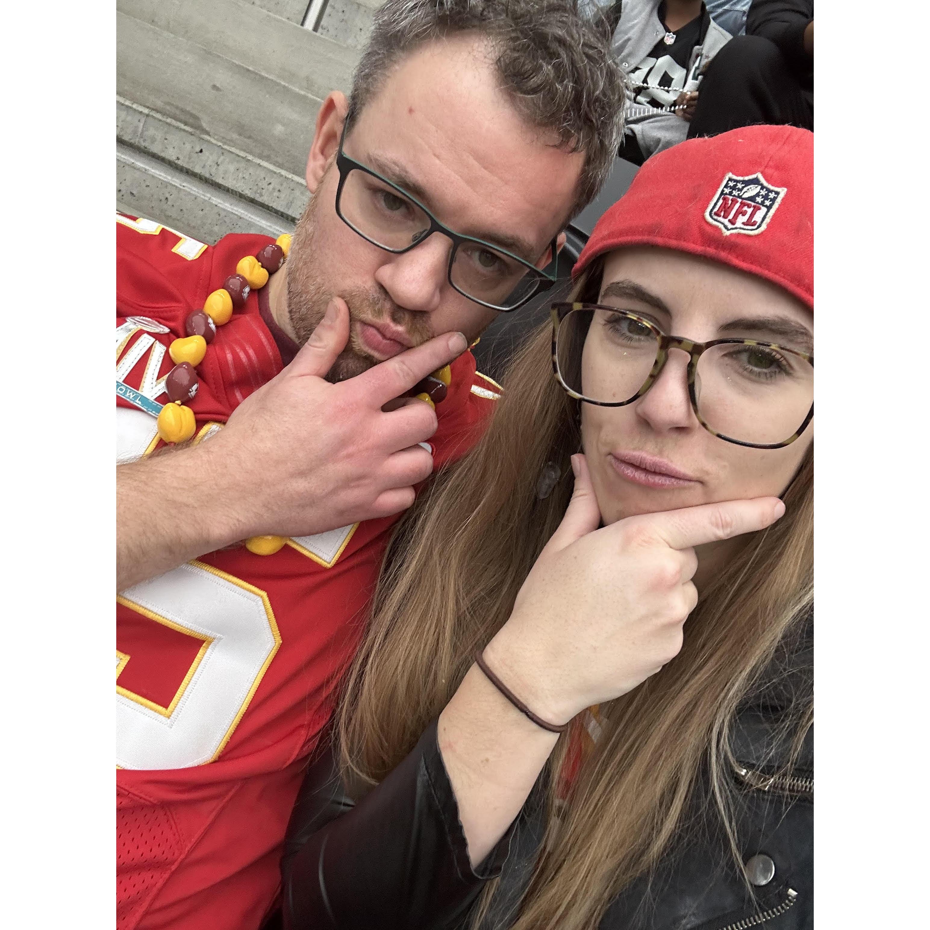 Las Vegas 2022: Chiefs v. Raiders. Weird things happen to Chelsea's personality when she wears a backwards baseball cap. Especially one that's 3 sizes too big.