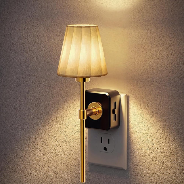 JandCase Night Lights Plug into Wall, Vintage Nightlight with Dusk to Dawn Sensor, 0-100LM Dimmable, Pleated Fabric Beige Lamp for Living Room Bedroom Hallway