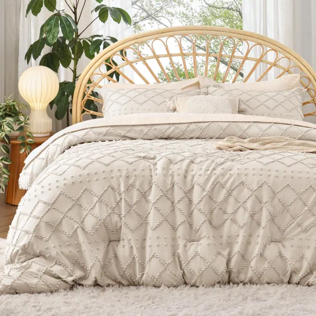 Full Comforter Set - Beige Comforter, Boho Tufted Shabby Chic Bedding, 3 Pieces Vintage Farmhouse Bed Set for All Seasons, Fluffy Soft Bedding with 2