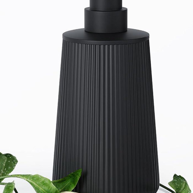 Uaniar Matte Black Soap Dispenser for Kitchen, Dish Soap Dispenser Bathroom, Hand Soap Dispenser with Pump for Bathroom, Small Refillable Liquid Soap & Lotion Dispenser, Modern Plastic Soap Dispenser