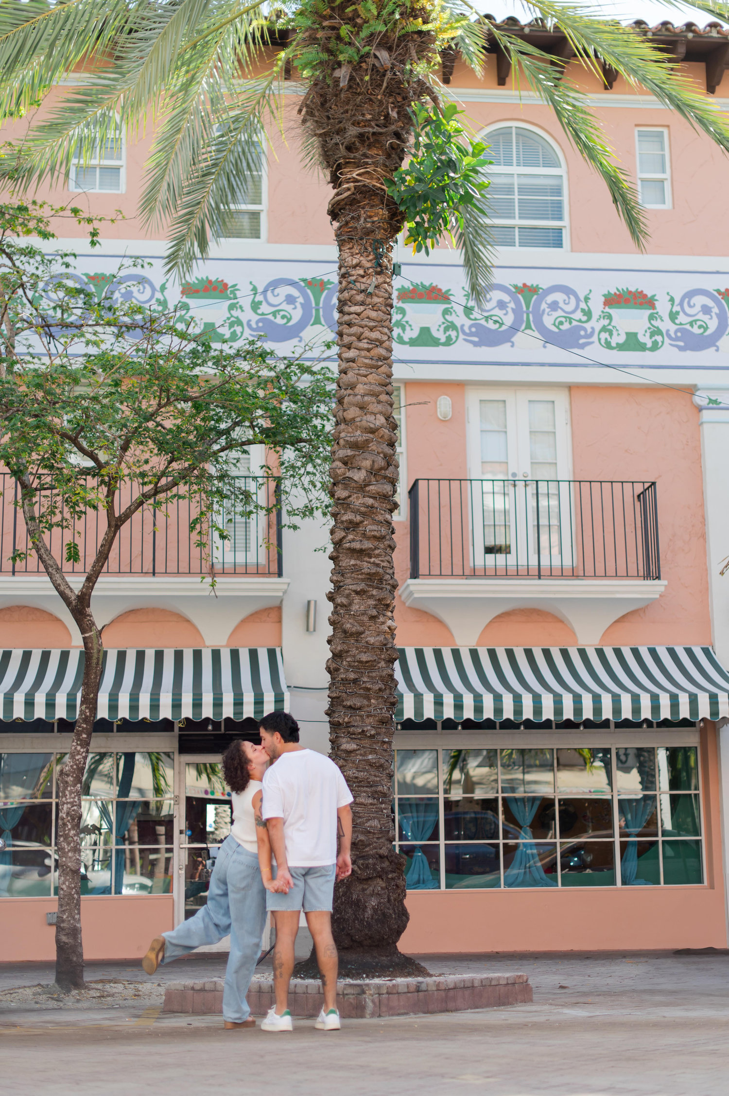 The Wedding Website of Lauren Bana and Daniel Santa