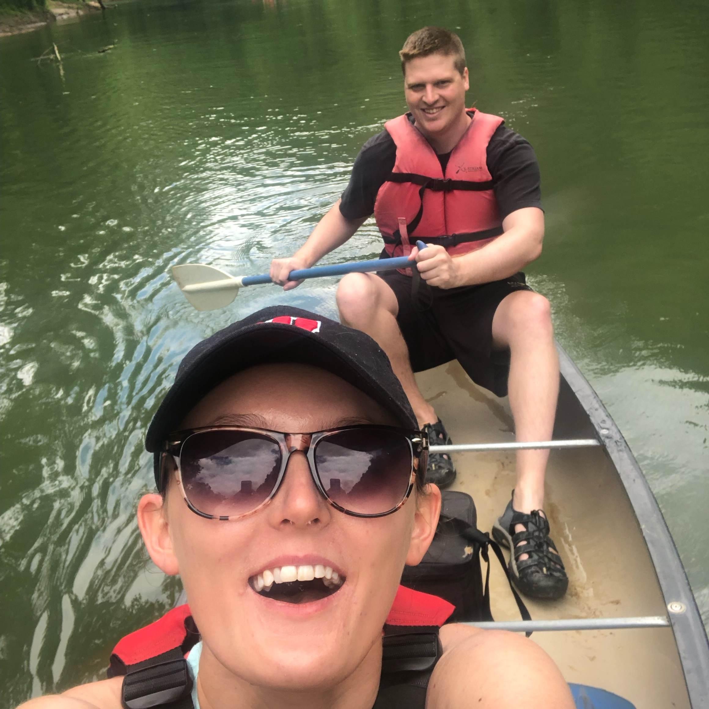 Canoeing fun in Mammoth National Park in Kentucky.
