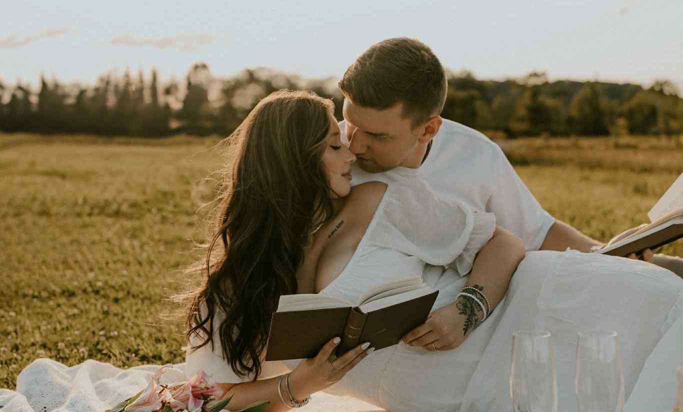 The Wedding Website of Taylor Guindon and Joel St-Pierre