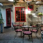 V Restaurant, Bistro & Bar