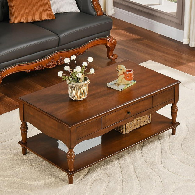 Rectangular Coffee Table with 2 Storage Drawers, Mid-century Solid Wood Living Room Table with Carved Leg, Elegant Vintage Center Table, No-Tools Assembly, 43.3”L x 23.6”W x 18”H Caramel Brown KFZC008