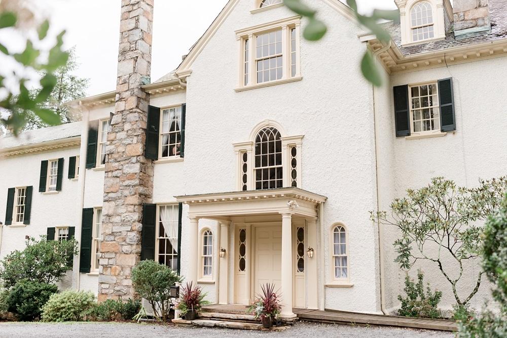 The Wedding Website of Olivia Miller and Kevin Ames