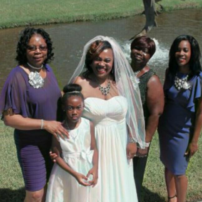 It was the ladies turn to take photos. Three generations of women in this photo.