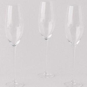 FLUTE SIREN STEMWARE // CLEAR