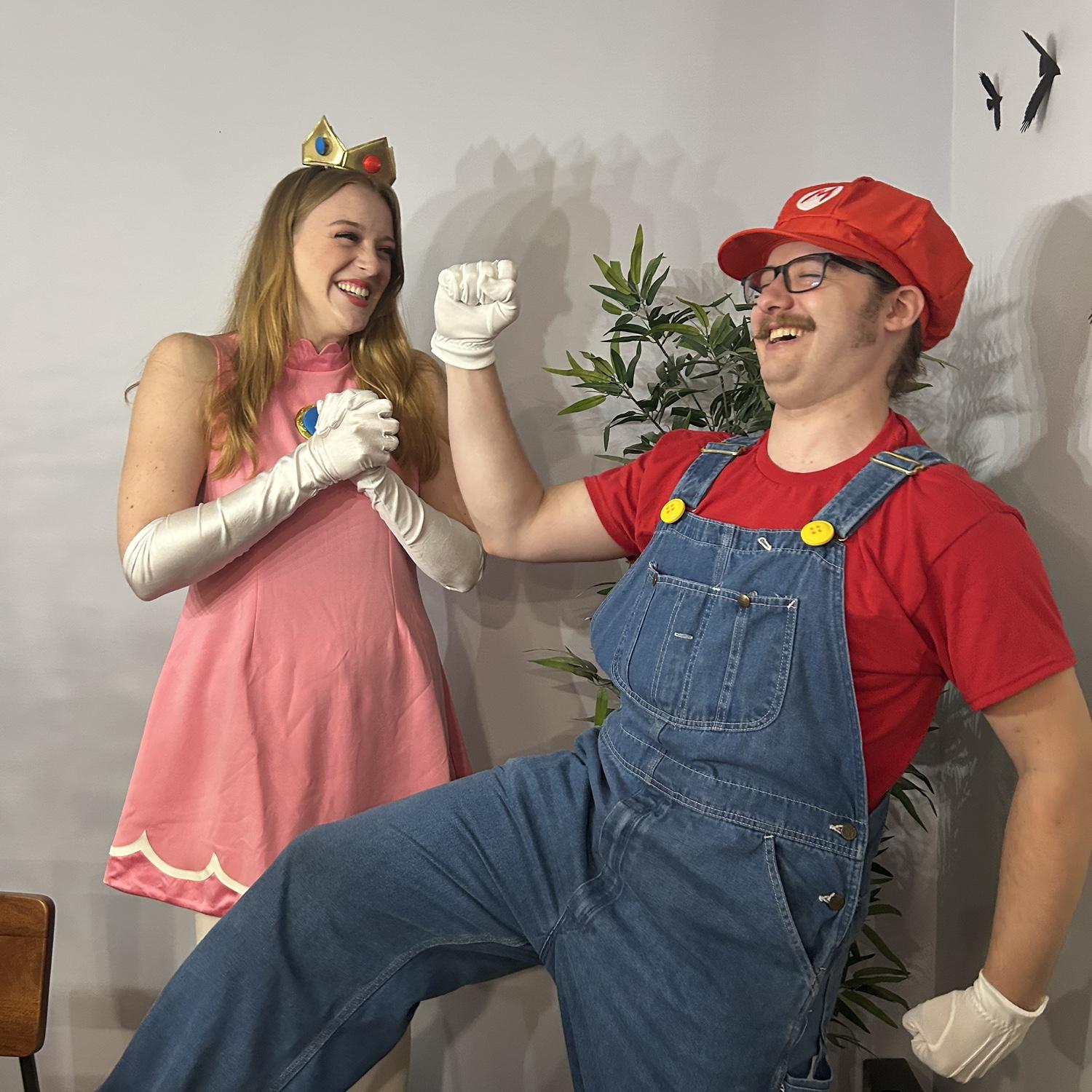 Mario and Peach, Halloween 2023
